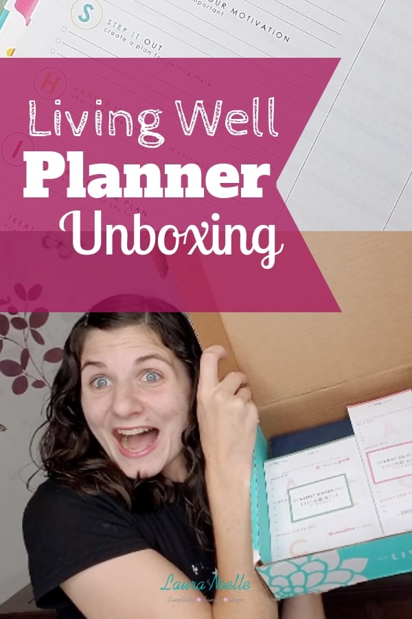 Crush your goals and get your life in order with the Living Well Planner | mom must-have | organize your life | #planner #lifeplanner #businessplanner #goalplanner #mompreneur