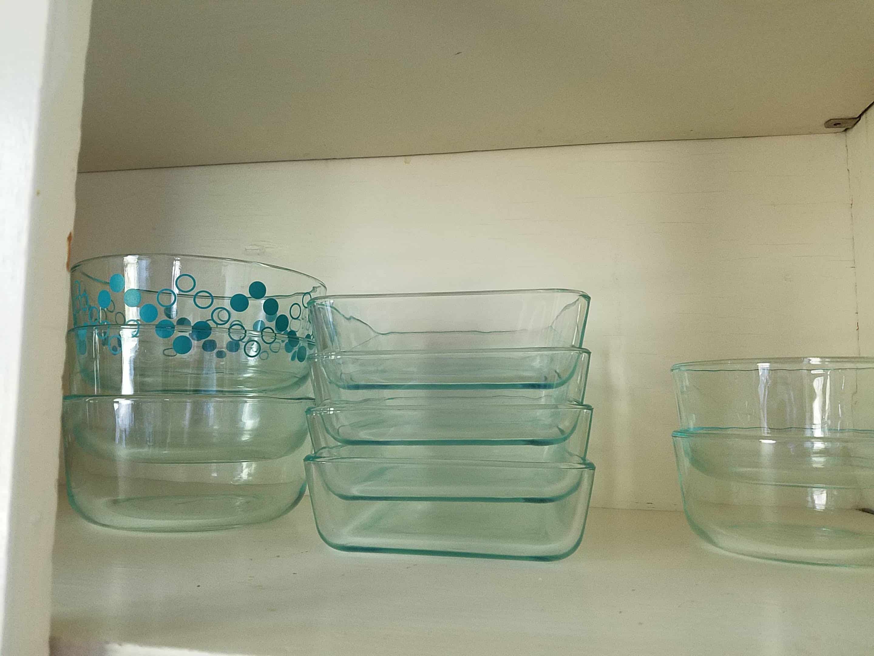 kitchen cabinet with pyrex glass storage containers