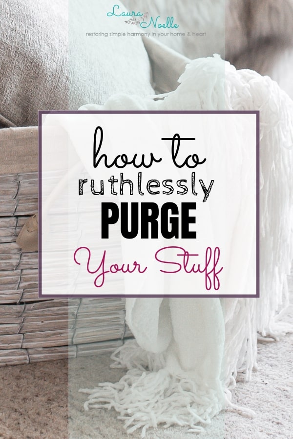 Decluttering starts with letting go of things you don't want. Next up is intentional de-owning, and here's how to ruthlessly purge your stuff successfully. || #decluttering | #minimalisthome | home organization | minimalism 