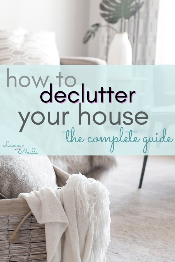 Learn the 6 simple steps for how to declutter your house when you don't know where to start! || decluttering | home organization | minimalism | #declutter #organizationtips #minimalist